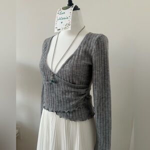 Urban Outfitters Gray Textured Wrap Long Sleeve Top S-M